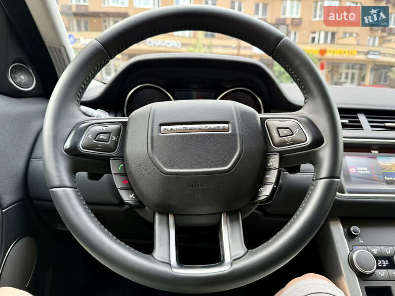 Позашляховик / Кросовер Land Rover Range Rover Evoque 2017 в Києві