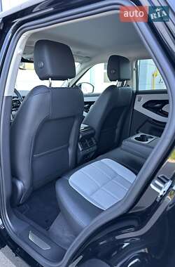 Внедорожник / Кроссовер Land Rover Range Rover Evoque 2023 в 