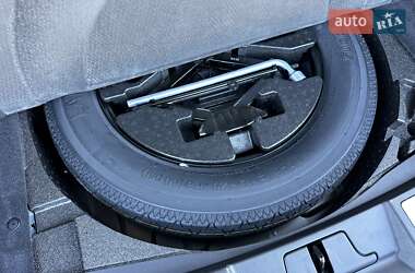 Внедорожник / Кроссовер Land Rover Range Rover Evoque 2023 в 