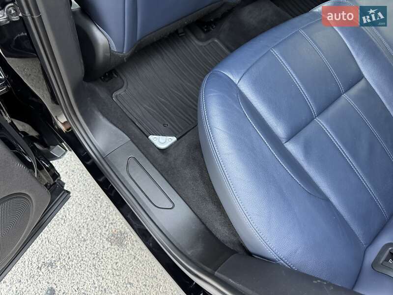 Внедорожник / Кроссовер Land Rover Range Rover Evoque 2019 в Кривом Роге