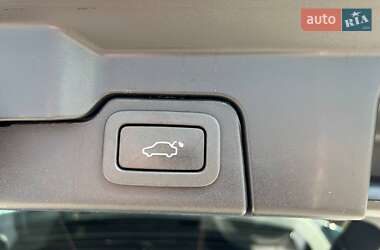 Внедорожник / Кроссовер Land Rover Range Rover Evoque 2013 в 