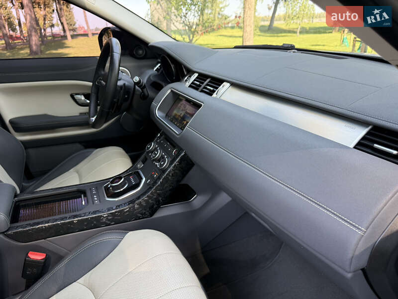Позашляховик / Кросовер Land Rover Range Rover Evoque 2017 в Києві фото 52 Позашляховик / Кросовер Land Rover Range Rover Evoque 2017 в Києві
