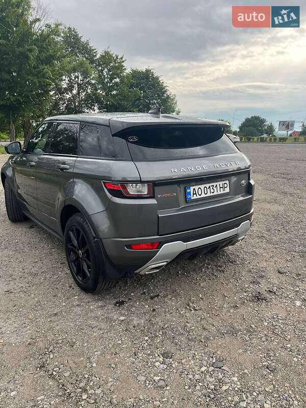 Внедорожник / Кроссовер Land Rover Range Rover Evoque 2017 в Ужгороде