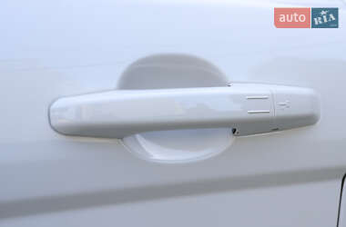 Внедорожник / Кроссовер Land Rover Range Rover Evoque 2014 в 