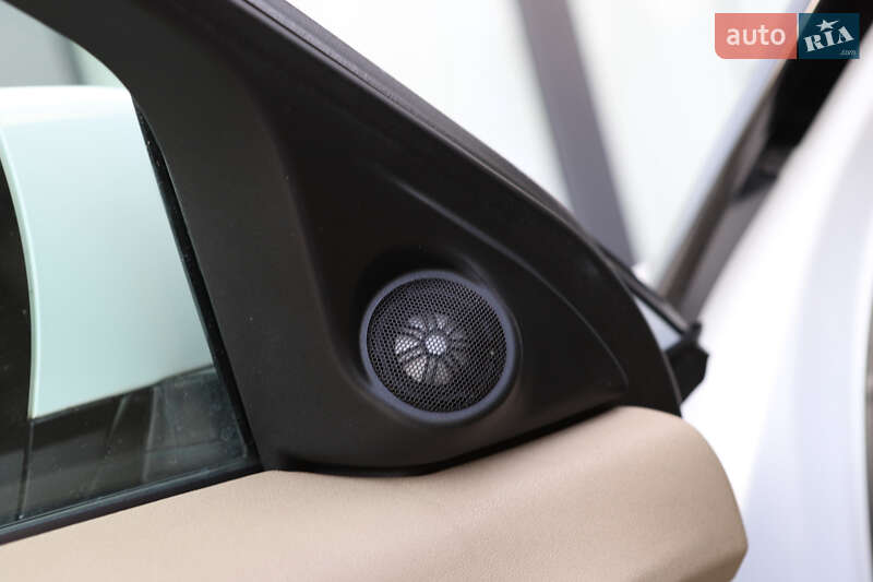 Позашляховик / Кросовер Land Rover Range Rover Evoque 2014 в Дрогобичі