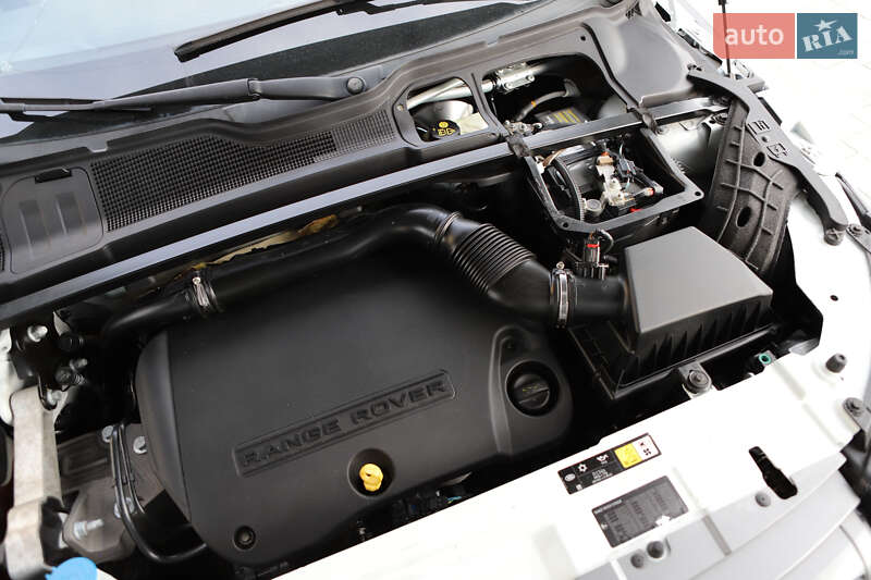 Позашляховик / Кросовер Land Rover Range Rover Evoque 2014 в Дрогобичі
