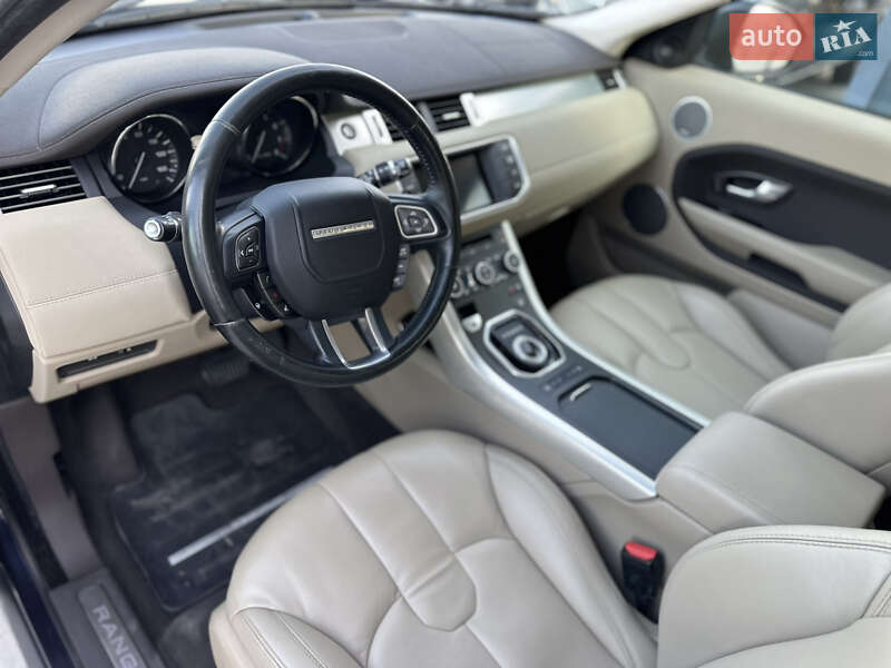Внедорожник / Кроссовер Land Rover Range Rover Evoque 2015 в Ровно