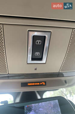 Внедорожник / Кроссовер Land Rover Range Rover Evoque 2015 в 