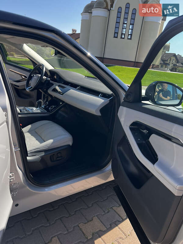 Внедорожник / Кроссовер Land Rover Range Rover Evoque 2019 в Киеве