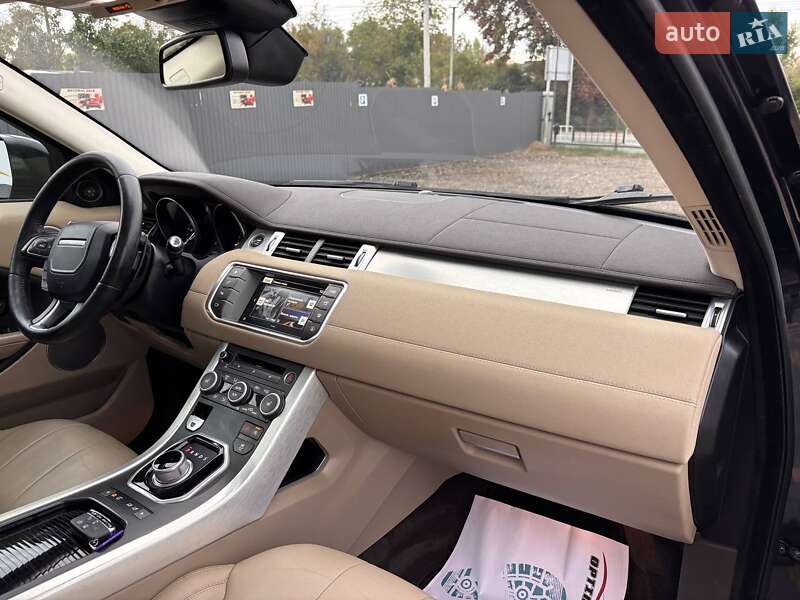 Внедорожник / Кроссовер Land Rover Range Rover Evoque 2016 в Львове