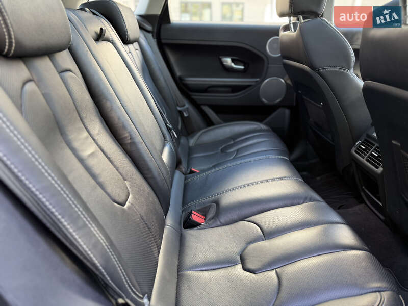 Внедорожник / Кроссовер Land Rover Range Rover Evoque 2015 в Киеве