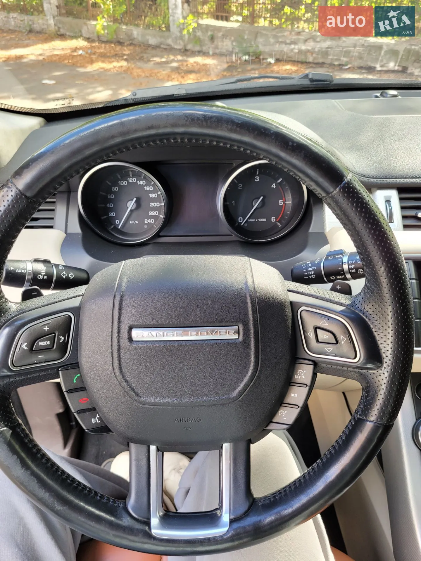 2012 Land Rover Range Rover Evoque - мініатюра 16