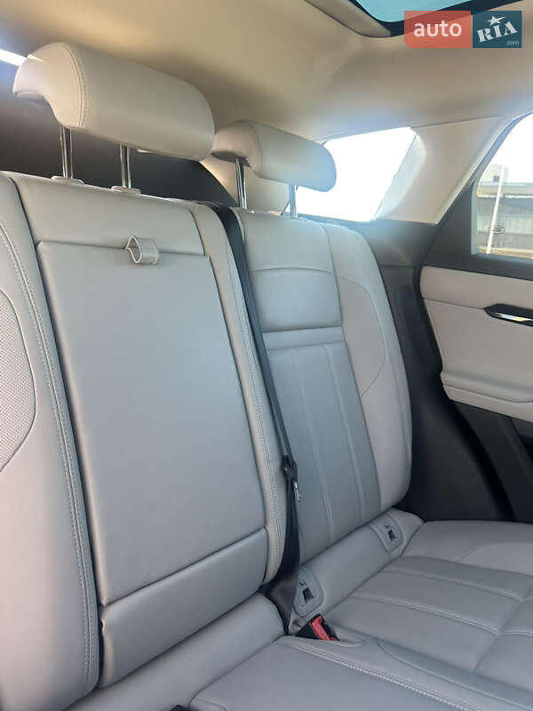 Внедорожник / Кроссовер Land Rover Range Rover Evoque 2023 в Киеве