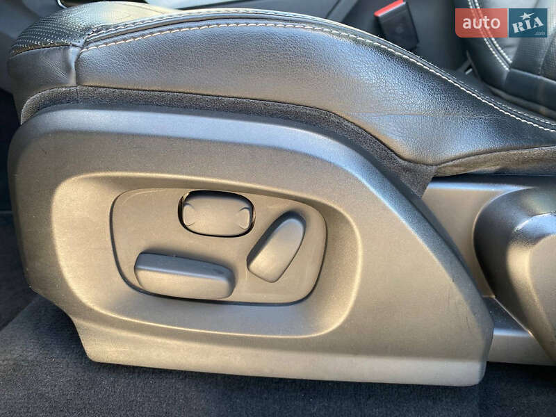 Внедорожник / Кроссовер Land Rover Range Rover Evoque 2014 в Киеве фото 11 Внедорожник / Кроссовер Land Rover Range Rover Evoque 2014 в Киеве