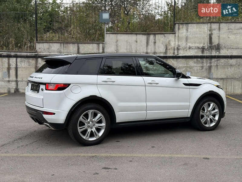 Внедорожник / Кроссовер Land Rover Range Rover Evoque 2015 в Ровно