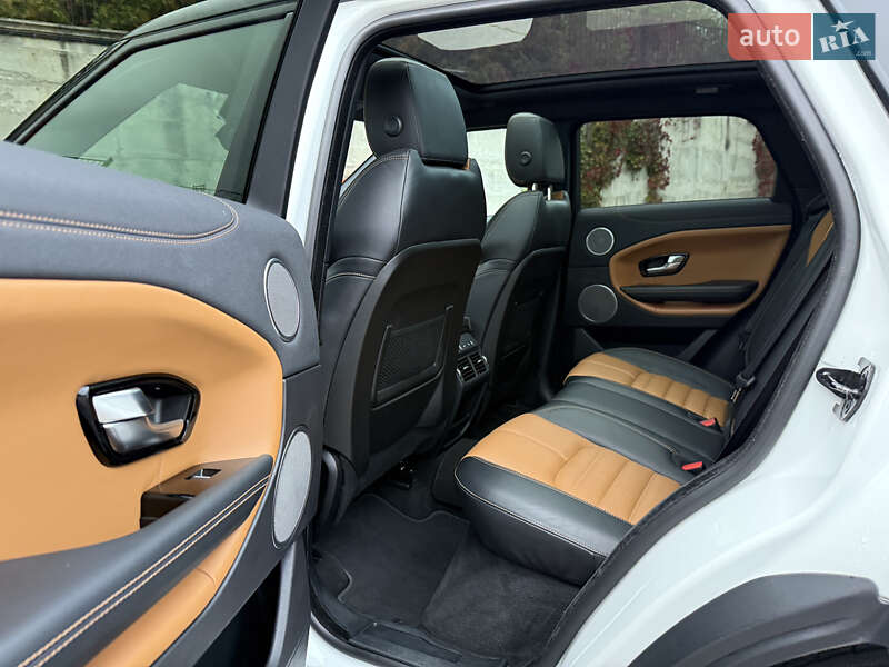 Внедорожник / Кроссовер Land Rover Range Rover Evoque 2015 в Ровно