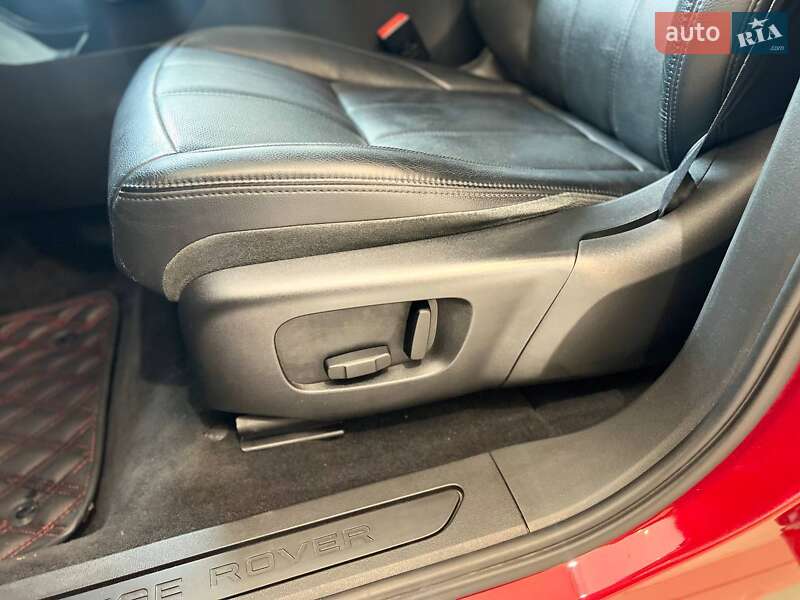 Внедорожник / Кроссовер Land Rover Range Rover Evoque 2020 в Киеве
