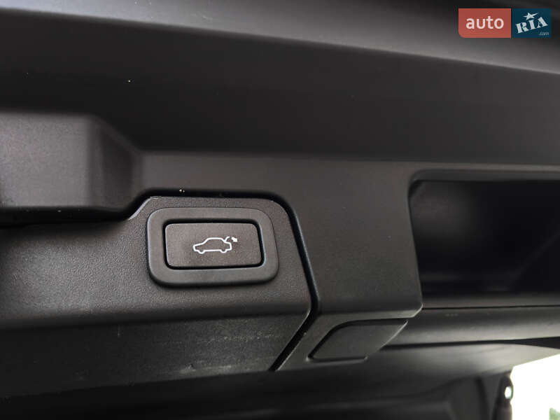 Внедорожник / Кроссовер Land Rover Range Rover Evoque 2015 в Ивано-Франковске