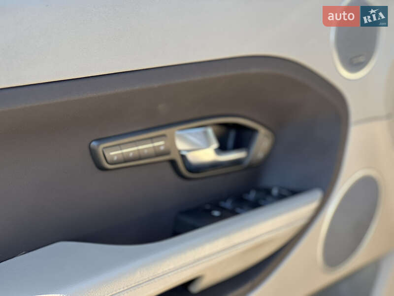 Внедорожник / Кроссовер Land Rover Range Rover Evoque 2012 в Львове