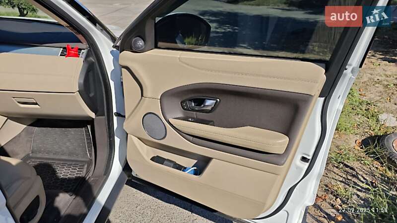 Внедорожник / Кроссовер Land Rover Range Rover Evoque 2016 в Киеве фото 5 Внедорожник / Кроссовер Land Rover Range Rover Evoque 2016 в Киеве