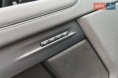 Внедорожник / Кроссовер Land Rover Range Rover Evoque 2023 в 