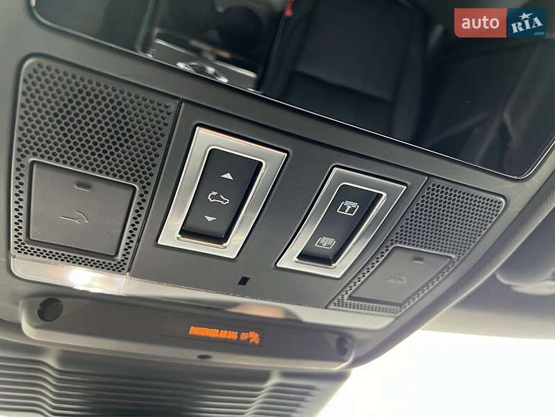 Внедорожник / Кроссовер Land Rover Range Rover Evoque 2023 в Днепре