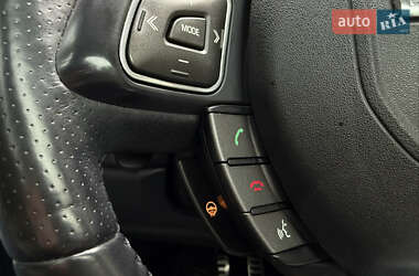 Внедорожник / Кроссовер Land Rover Range Rover Evoque 2014 в 