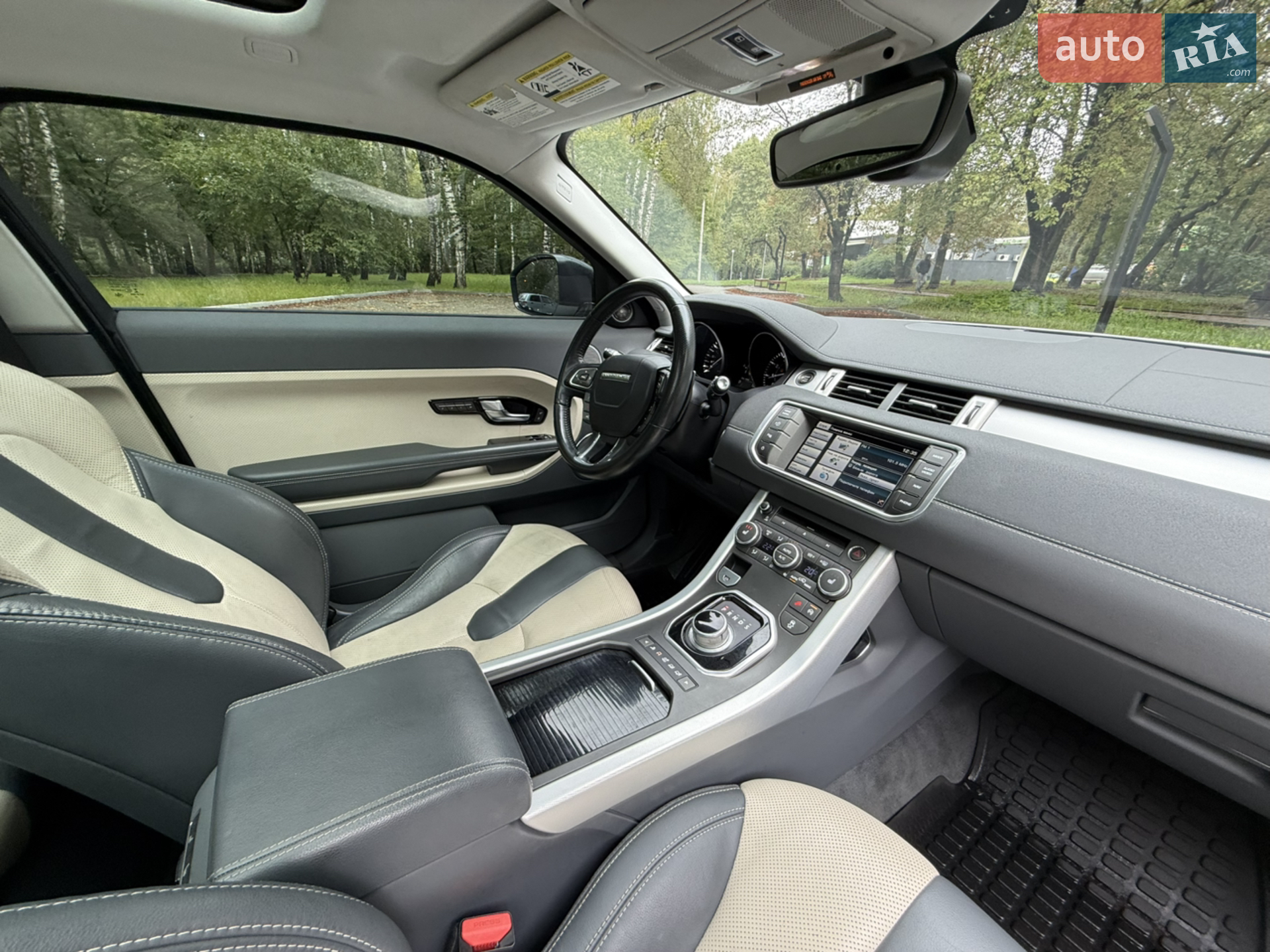 2014 Land Rover Range Rover Evoque - мініатюра 31
