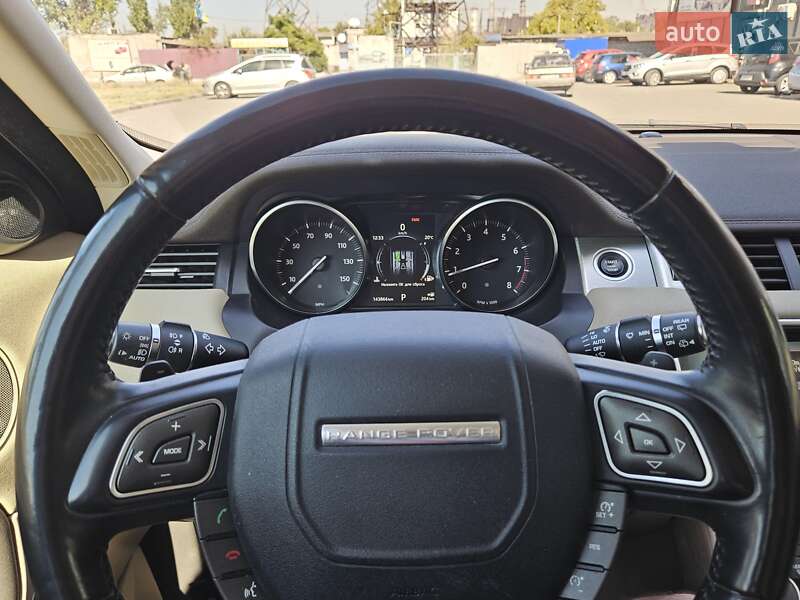 Внедорожник / Кроссовер Land Rover Range Rover Evoque 2016 в Запорожье