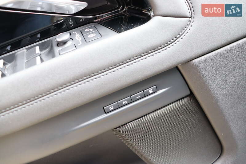 Внедорожник / Кроссовер Land Rover Range Rover Evoque 2019 в Львове