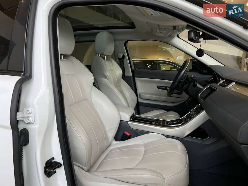 Внедорожник / Кроссовер Land Rover Range Rover Evoque 2017 в Киеве