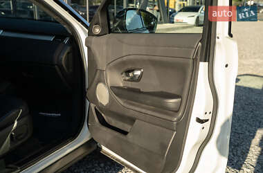 Внедорожник / Кроссовер Land Rover Range Rover Evoque 2016 в 