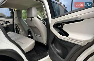 Внедорожник / Кроссовер Land Rover Range Rover Evoque 2019 в 