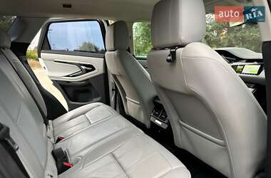 Внедорожник / Кроссовер Land Rover Range Rover Evoque 2019 в 
