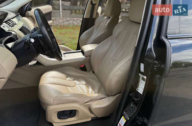 Внедорожник / Кроссовер Land Rover Range Rover Evoque 2013 в 
