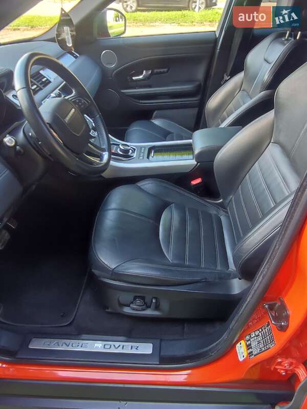 Внедорожник / Кроссовер Land Rover Range Rover Evoque 2017 в Луцке