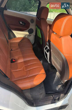 Внедорожник / Кроссовер Land Rover Range Rover Evoque 2011 в 