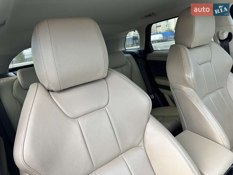 Внедорожник / Кроссовер Land Rover Range Rover Evoque 2016 в Киеве фото 4 Внедорожник / Кроссовер Land Rover Range Rover Evoque 2016 в Киеве