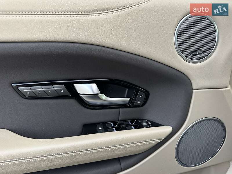 Внедорожник / Кроссовер Land Rover Range Rover Evoque 2016 в Киеве фото 14 Внедорожник / Кроссовер Land Rover Range Rover Evoque 2016 в Киеве