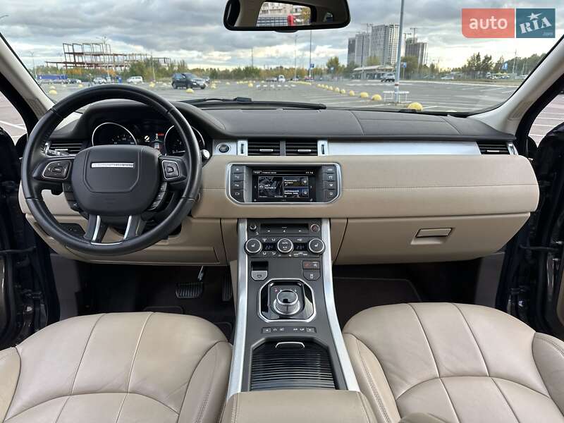Внедорожник / Кроссовер Land Rover Range Rover Evoque 2016 в Киеве фото 22 Внедорожник / Кроссовер Land Rover Range Rover Evoque 2016 в Киеве
