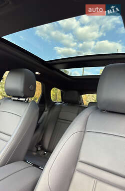 Позашляховик / Кросовер Land Rover Range Rover Evoque 2024 в 