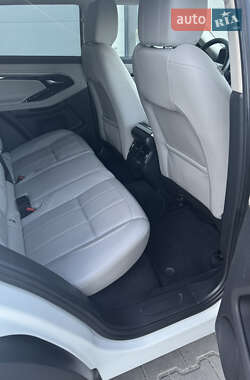 Позашляховик / Кросовер Land Rover Range Rover Evoque 2021 в 