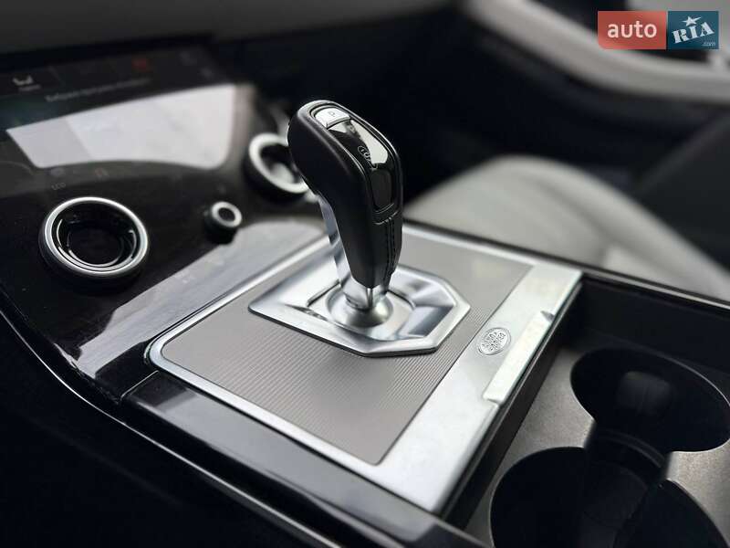 Внедорожник / Кроссовер Land Rover Range Rover Evoque 2019 в Киеве фото 25 Внедорожник / Кроссовер Land Rover Range Rover Evoque 2019 в Киеве