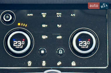 Позашляховик / Кросовер Land Rover Range Rover Evoque 2020 в  фото 49 Позашляховик / Кросовер Land Rover Range Rover Evoque 2020 в