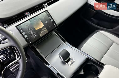 Внедорожник / Кроссовер Land Rover Range Rover Evoque 2024 в 