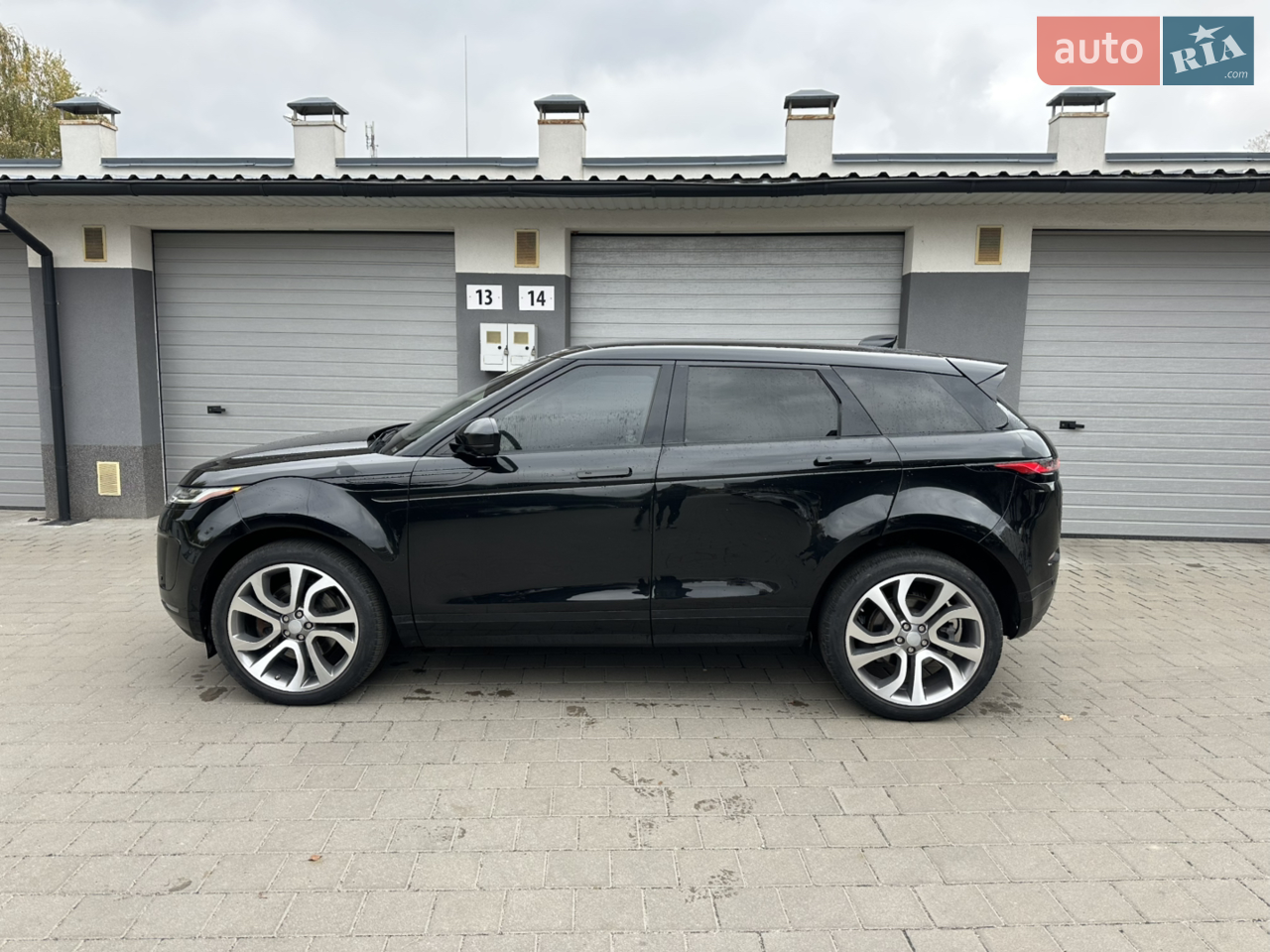 2021 Land Rover Range Rover Evoque - мініатюра 24