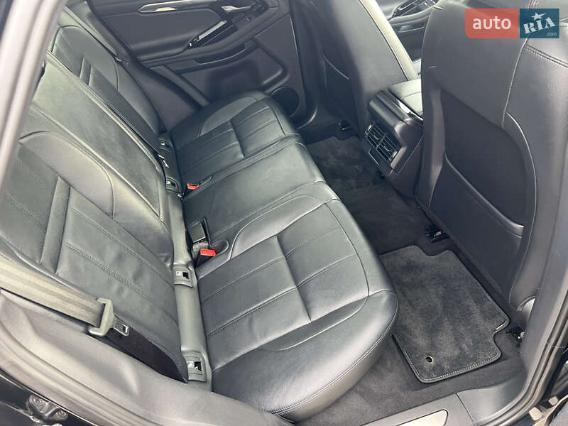 Внедорожник / Кроссовер Land Rover Range Rover Evoque 2022 в Лопатине фото 27 Внедорожник / Кроссовер Land Rover Range Rover Evoque 2022 в Лопатине