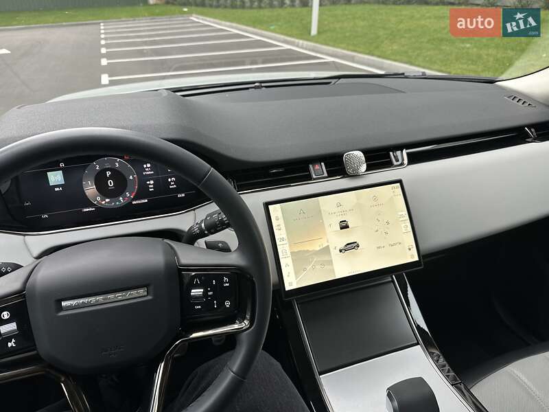 Внедорожник / Кроссовер Land Rover Range Rover Evoque 2023 в Киеве