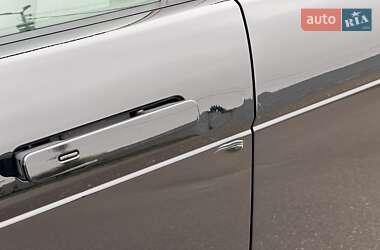 Позашляховик / Кросовер Land Rover Range Rover Evoque 2020 в  фото 12 Позашляховик / Кросовер Land Rover Range Rover Evoque 2020 в