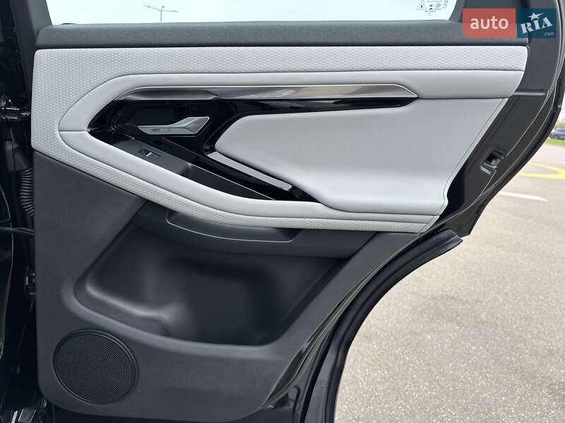 Внедорожник / Кроссовер Land Rover Range Rover Evoque 2020 в Киеве фото 29 Внедорожник / Кроссовер Land Rover Range Rover Evoque 2020 в Киеве